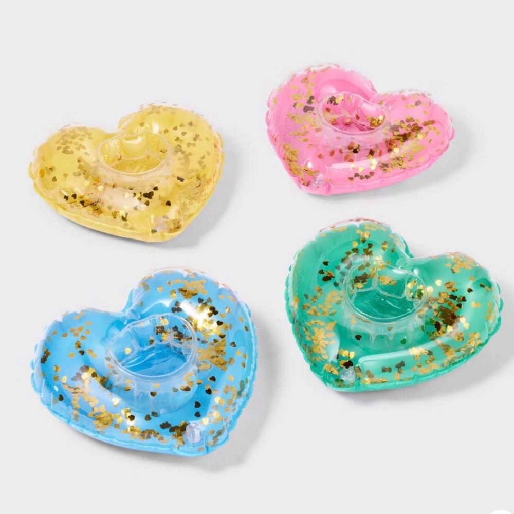 NEW! Roller Rabbit x Target 4pc Heart Drink Floats